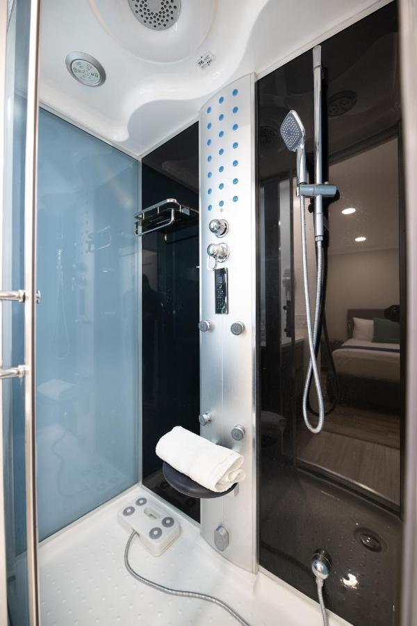 Omeo Suites Alhambra Eksteriør bilde